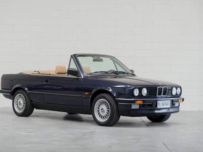 BMW Serie 3 320i  Blu/Azzurro usata Brembate