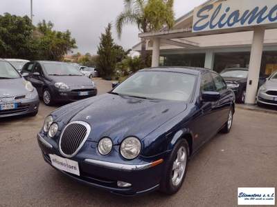 Jaguar S-Type 3.0 V6 24V Executive Blu/Azzurro usata Modica