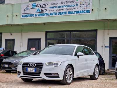 Audi A3 1.6 TDI Attraction Bianco usata Pesaro