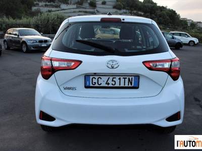 Toyota Yaris  5p 1.0 Business Bianco usata Aci Catena