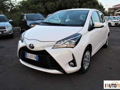 Toyota Yaris  5p 1.0 Business Bianco usata Aci Catena