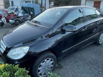 Mercedes-Benz Classe B  usata Riccò del Golfo di Spezia