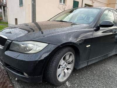 BMW Serie 3 320d  usata Riccò del Golfo di Spezia