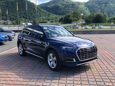 Audi Q5 40 TDI 204 CV quattro S tronic Business Advanced Blu/Azzurro usata Castelnuovo Rangone