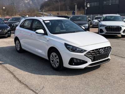 Hyundai i30 1.5 5 porte Classic Plus Bianco usata Castelnuovo Rangone