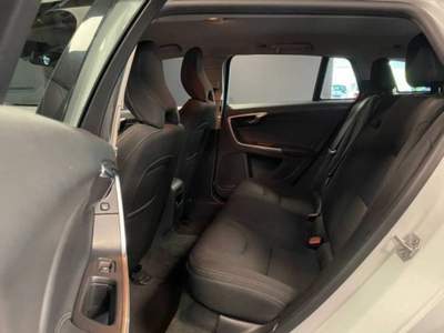 Volvo V60 D4 Geartronic Business Bianco usata Castelnuovo Rangone