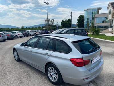 BMW Serie 3 320d d Touring Business Advantage AUTO FULL LED Grigio usata Presenzano