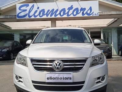 Volkswagen Tiguan  2.0 tdi Sport&Style 4motion dsg Bianco usata Modica