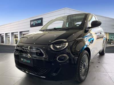 Fiat 500e Action - 23,65 kWh Nero usata Bologna