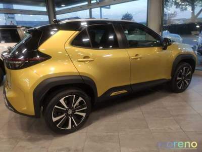 Toyota Yaris Cross Cross 1.5h Premiere 116 CV e-cvt Giallo usata Faenza
