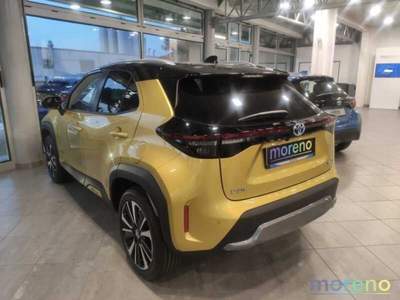Toyota Yaris Cross Cross 1.5h Premiere 116 CV e-cvt Giallo usata Faenza