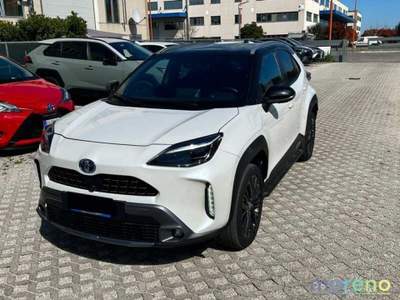 Toyota Yaris Cross 1.5h Adventure awd-i 116 CV e-cvt Bianco usata Faenza