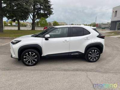 Toyota Yaris Cross Cross 1.5h Trend awd-i 116 CV e-cvt Bianco usata Faenza
