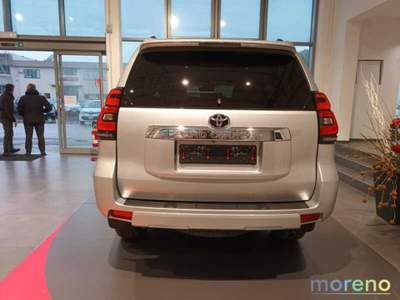 Toyota Land Cruiser 2.8 d-4d Executive Auto Argento usata Faenza