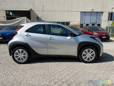 Toyota Aygo X 1.0 72 CV Active Argento usata Faenza