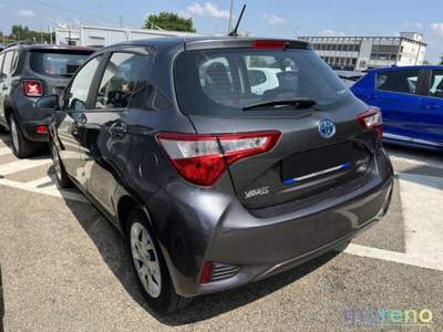 Toyota Yaris 1.5 Hybrid ECVT Business Grigio usata Faenza