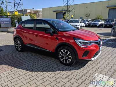 Renault Captur 1.0 TCe 100 CV Zen Rosso usata Faenza