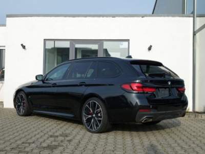 BMW Serie 5 520d d 48V xDrive Touring Msport Nero usata Castelnuovo Rangone