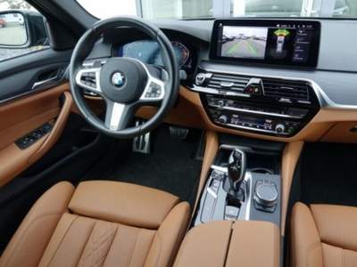 BMW Serie 5 520d d 48V xDrive Touring Msport Nero usata Castelnuovo Rangone