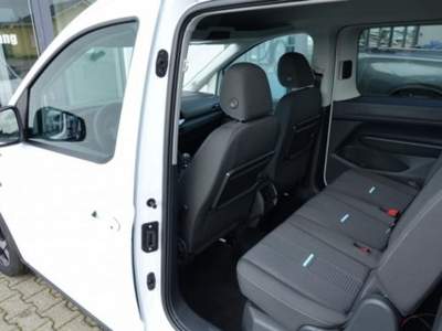 Ford Tourneo Connect 2.0 EcoBlue 122 CV Active Bianco usata Castelnuovo Rangone