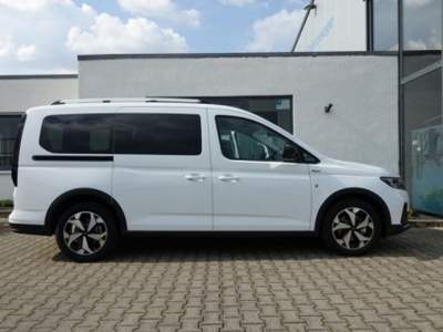 Ford Tourneo Connect 2.0 EcoBlue 122 CV Active Bianco usata Castelnuovo Rangone