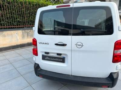 Opel Vivaro Life / Vivaro 1.5 Diesel 120CV PASSO LUNGO 9 POSTI Bianco usata Sant'Antonio Abate