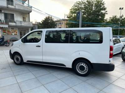 Opel Vivaro Life / Vivaro 1.5 Diesel 120CV PASSO LUNGO 9 POSTI Bianco usata Sant'Antonio Abate