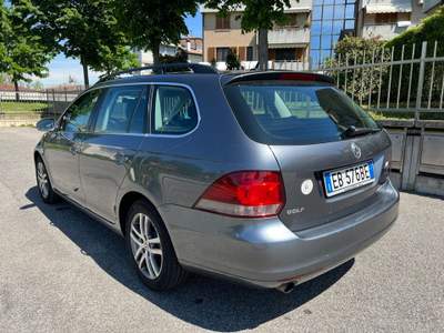 Volkswagen Golf vw golf variant 1.6 tdi sw Grigio usata Vignate