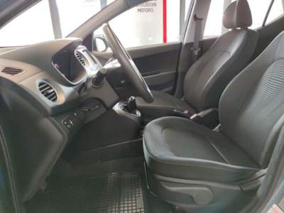 Hyundai i10 1.0 Trend+ Blu/Azzurro usata Castelnuovo Rangone