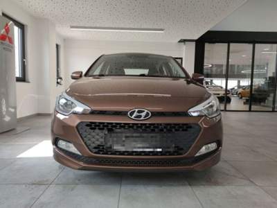 Hyundai i20 1.1 CRDi 12V 5 porte Classic Marrone usata Castelnuovo Rangone