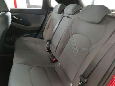Hyundai i30 1.0 T-GDI 5 porte Select+ Rosso usata Castelnuovo Rangone