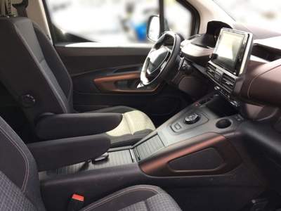 Peugeot Rifter BlueHDi 130 S&S EAT8 Allure Standard Grigio usata Castelnuovo Rangone