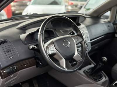 SsangYong Rodius 2.2 Diesel 2WD M/T Lilla usata Castelnuovo Rangone