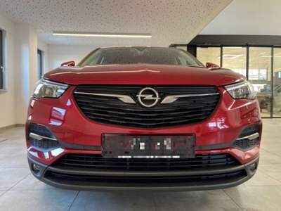 Opel Grandland 1.2 Turbo 12V 130 CV Start&Stop Rosso usata Castelnuovo Rangone