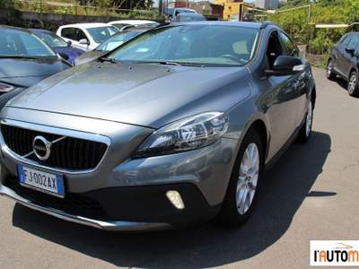 Volvo V40  Cross Country 2.0 d2 Momentum geartronic  Grigio usata Aci Catena