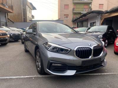 BMW Serie 1 118i i 5p. Business Advantage *PREZZO PROMO* Grigio usata Cinisello Balsamo