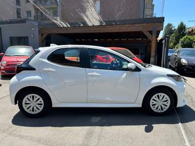 Toyota Yaris 1.5 Hybrid 5 porte Active *PREZZO PROMO* Bianco usata Cinisello Balsamo