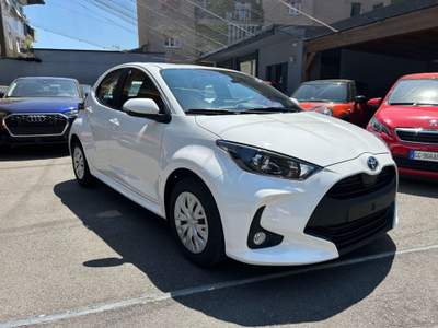 Toyota Yaris 1.5 Hybrid 5 porte Active *PREZZO PROMO* Bianco usata Cinisello Balsamo