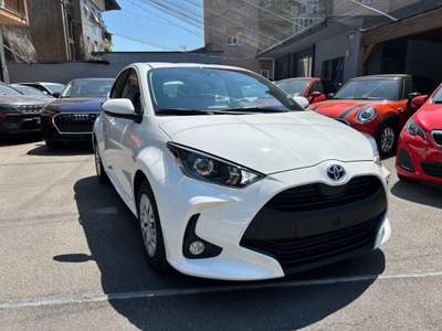 Toyota Yaris 1.5 Hybrid 5 porte Active *PREZZO PROMO* Bianco usata Cinisello Balsamo