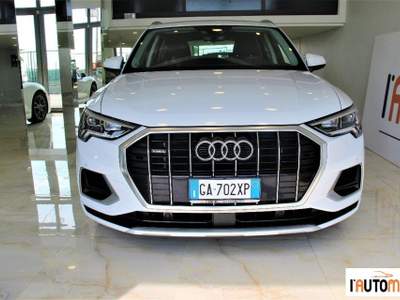 Audi Q3  40 2.0 tdi Business Advanced quattro 190cv s-tronic Bianco usata Aci Catena