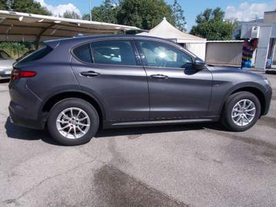 Alfa Romeo Stelvio 2.2 T.diesel 180 CV AT8 Q4 Bus. Grigio usata Terni