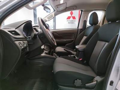 Mitsubishi L200 2.2 DI-D/ Club Cab 4WD Argento usata Castelnuovo Rangone