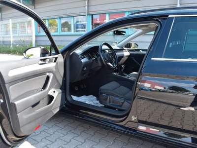 Volkswagen Passat 1.5 TSI ACT Business Nero usata Castelnuovo Rangone