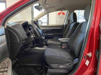 Mitsubishi Outlander 2.2 DI-D 4WD AT Rosso usata Castelnuovo Rangone