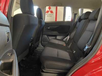 Mitsubishi Outlander 2.2 DI-D 4WD AT Rosso usata Castelnuovo Rangone