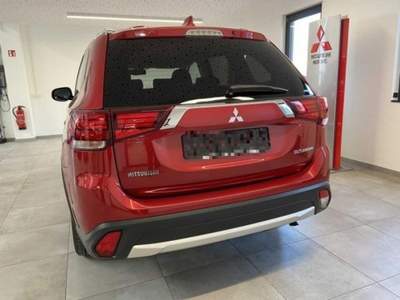 Mitsubishi Outlander 2.2 DI-D 4WD AT Rosso usata Castelnuovo Rangone