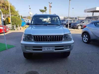 Toyota Land Cruiser 3.0 turbodiesel 5 p automatica 4x4 Grigio usata Roma