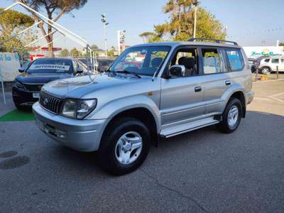 Toyota Land Cruiser 3.0 turbodiesel 5 p automatica 4x4 Grigio usata Roma