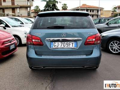 Mercedes-Benz Classe B  180 d (cdi) Sport auto Blu/Azzurro usata Aci Catena