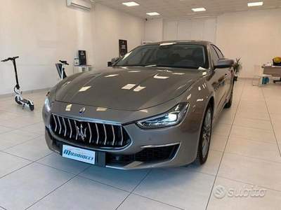 Maserati Ghibli Condizioni pari al nuovo Grigio usata Lamezia Terme